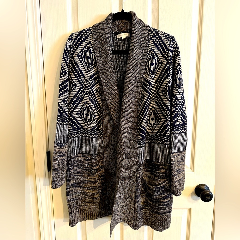 Gorgeous Boutique Cardigan Navy and Tan